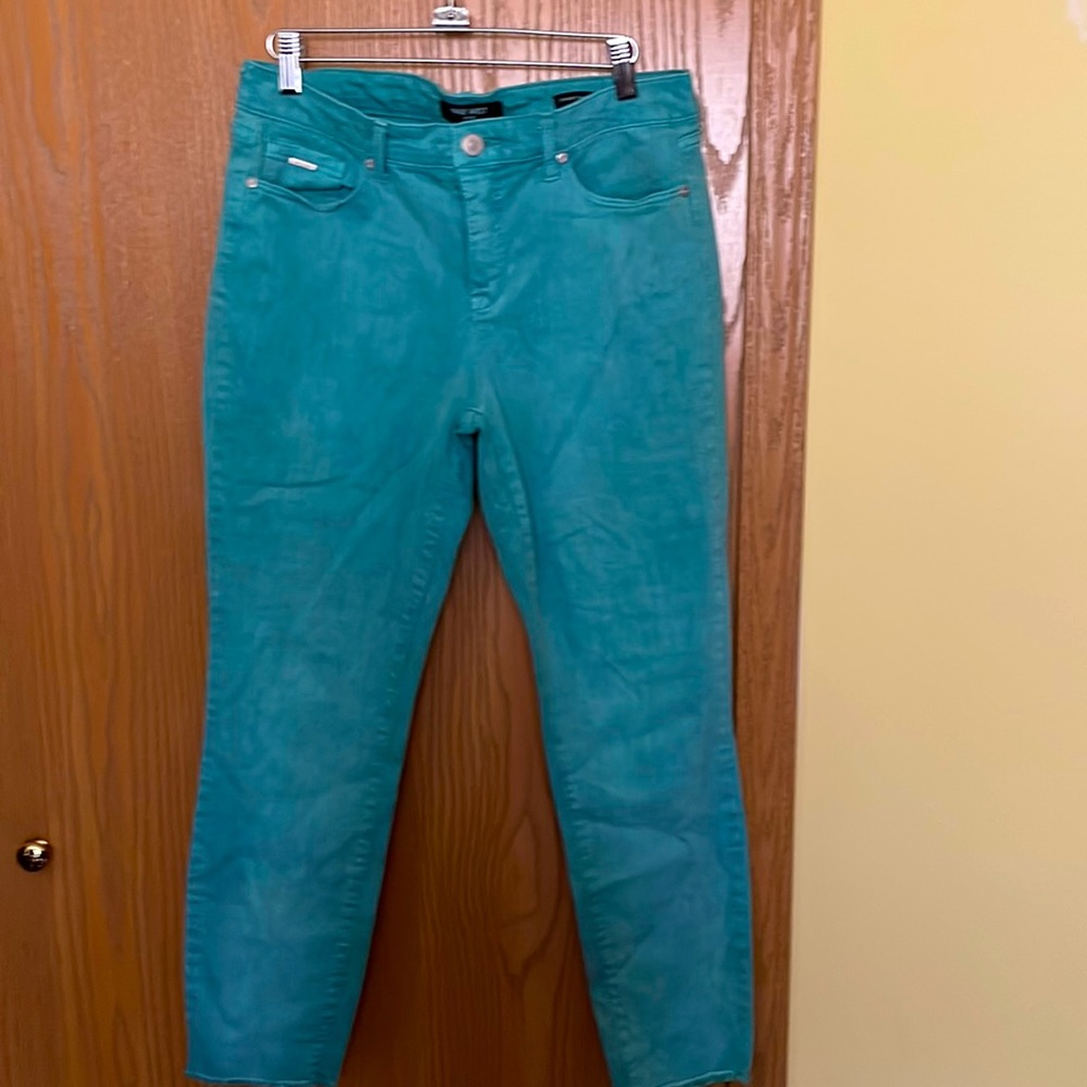 Beautiful color teal green NINE WEST jeans